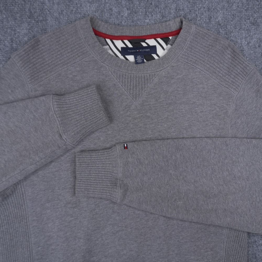 Tommy Hilfiger Sweatshirt Mens Small Gray Crewneck Ribbed Shoulder Pullover